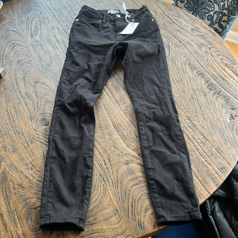 Good American Black Slim Straight Jeans